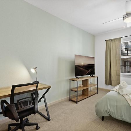 Luxe 3B/2B Getaway - Pool, Gym, Parking, Pet Wash Apartamento Leander Exterior foto