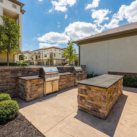 Luxe 3B/2B Getaway - Pool, Gym, Parking, Pet Wash Apartamento Leander Exterior foto