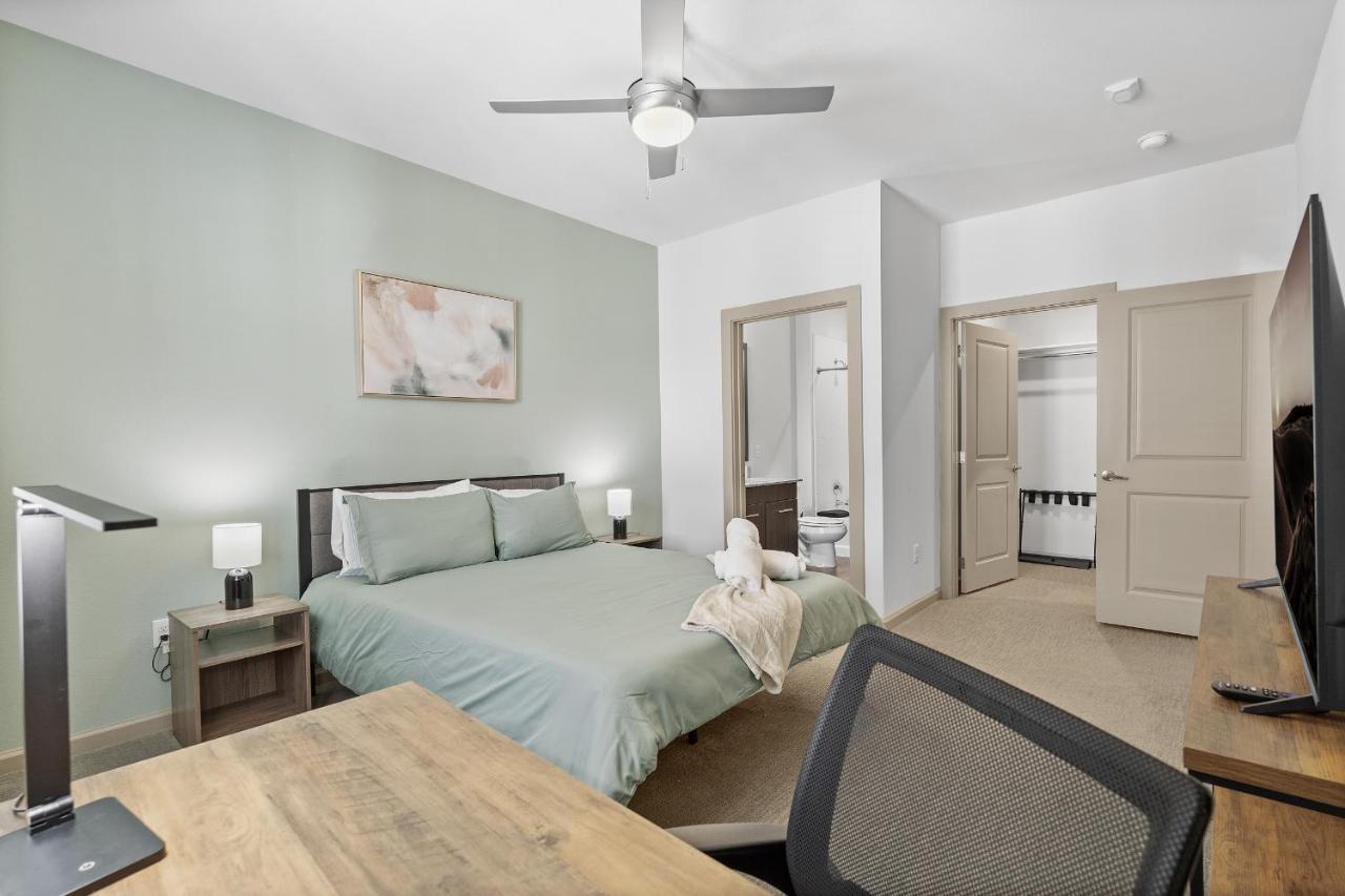 Luxe 3B/2B Getaway - Pool, Gym, Parking, Pet Wash Apartamento Leander Exterior foto