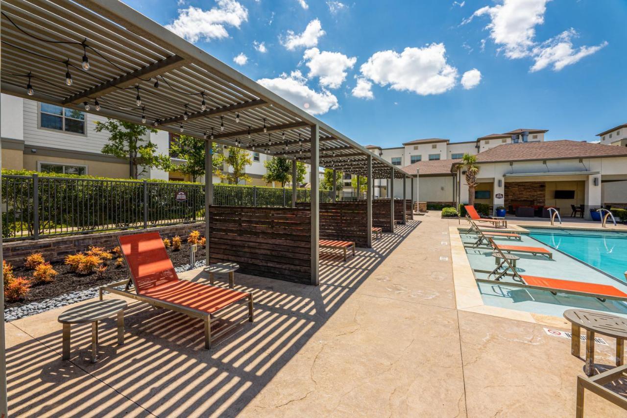Luxe 3B/2B Getaway - Pool, Gym, Parking, Pet Wash Apartamento Leander Exterior foto