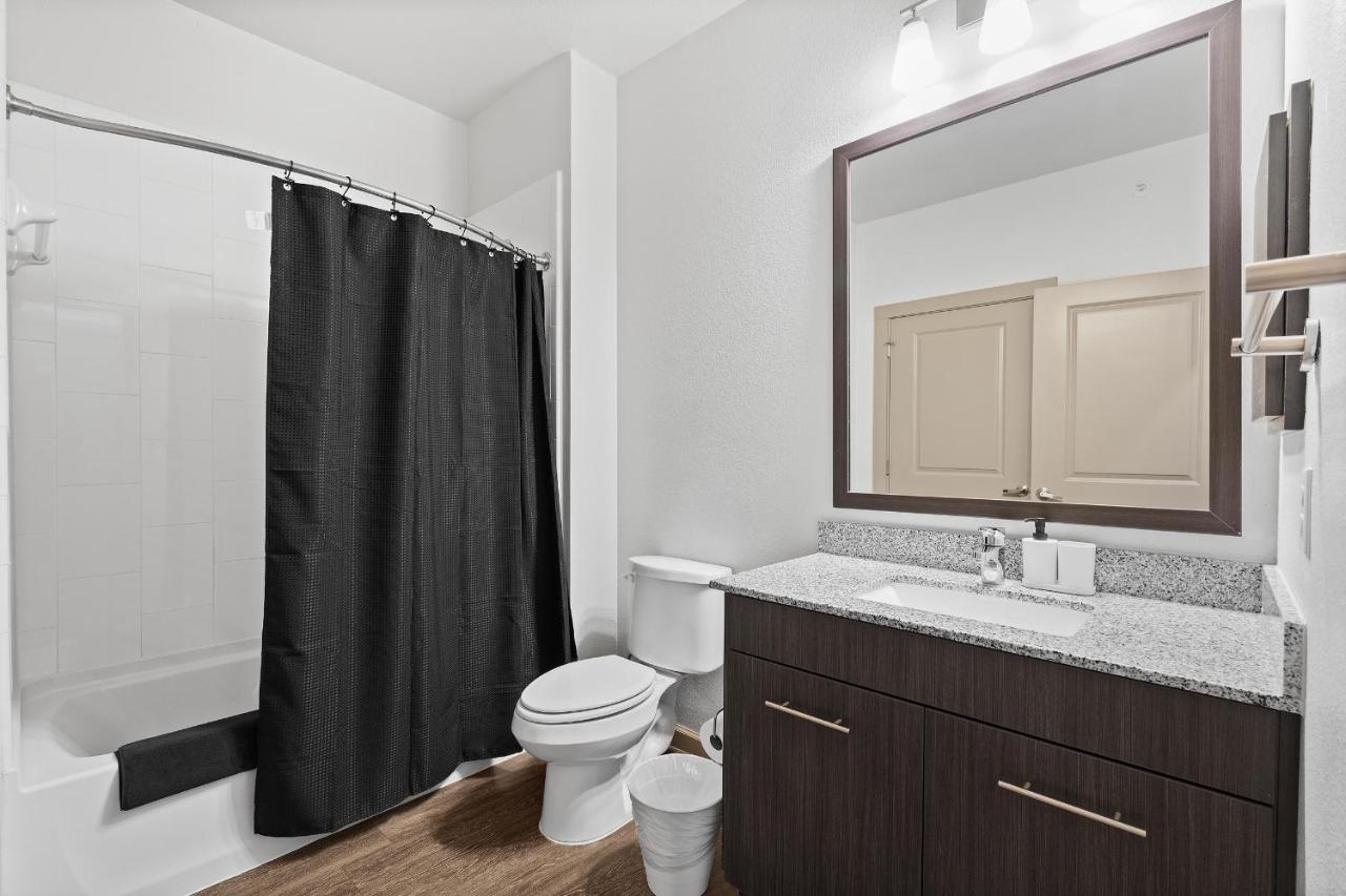 Luxe 3B/2B Getaway - Pool, Gym, Parking, Pet Wash Apartamento Leander Exterior foto